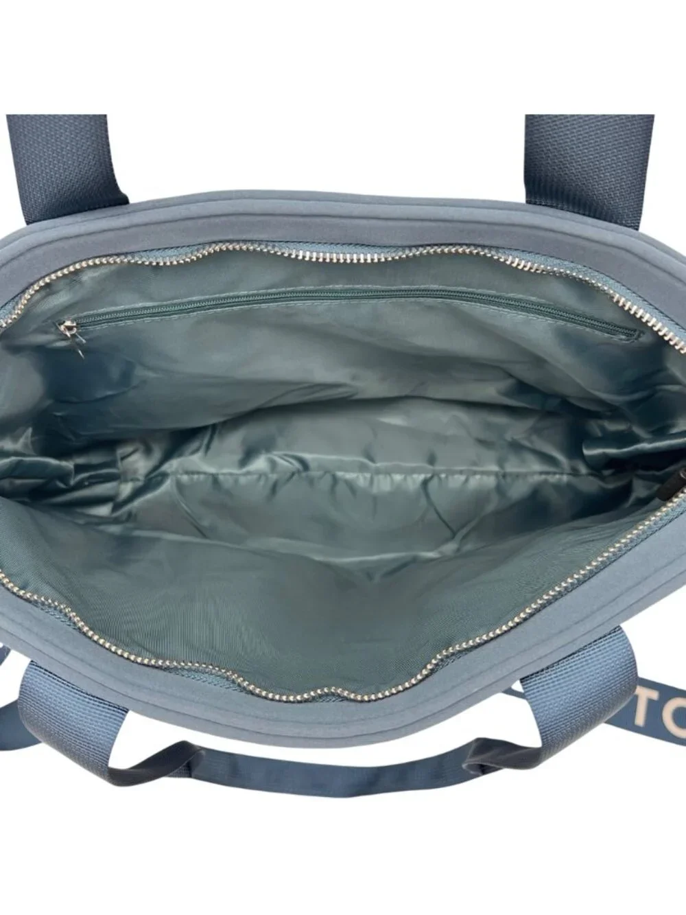 Peloton Blue Gym Bag Tote With Adjustable Strap & Zipper Closure & Inner Pocket - Picture 8 of 12